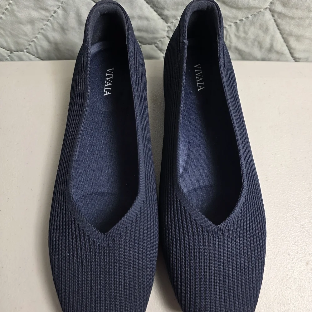 Vivaia Margot 2.0 Square Toe V-Cut Women's  Size 9.5   Ballet Flats Blue